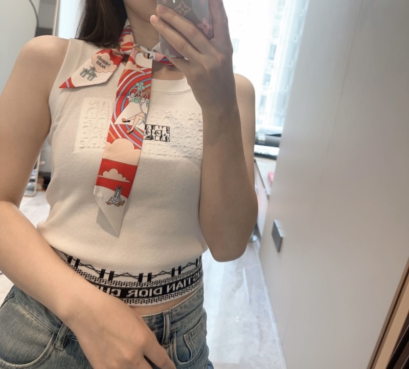 H**me5